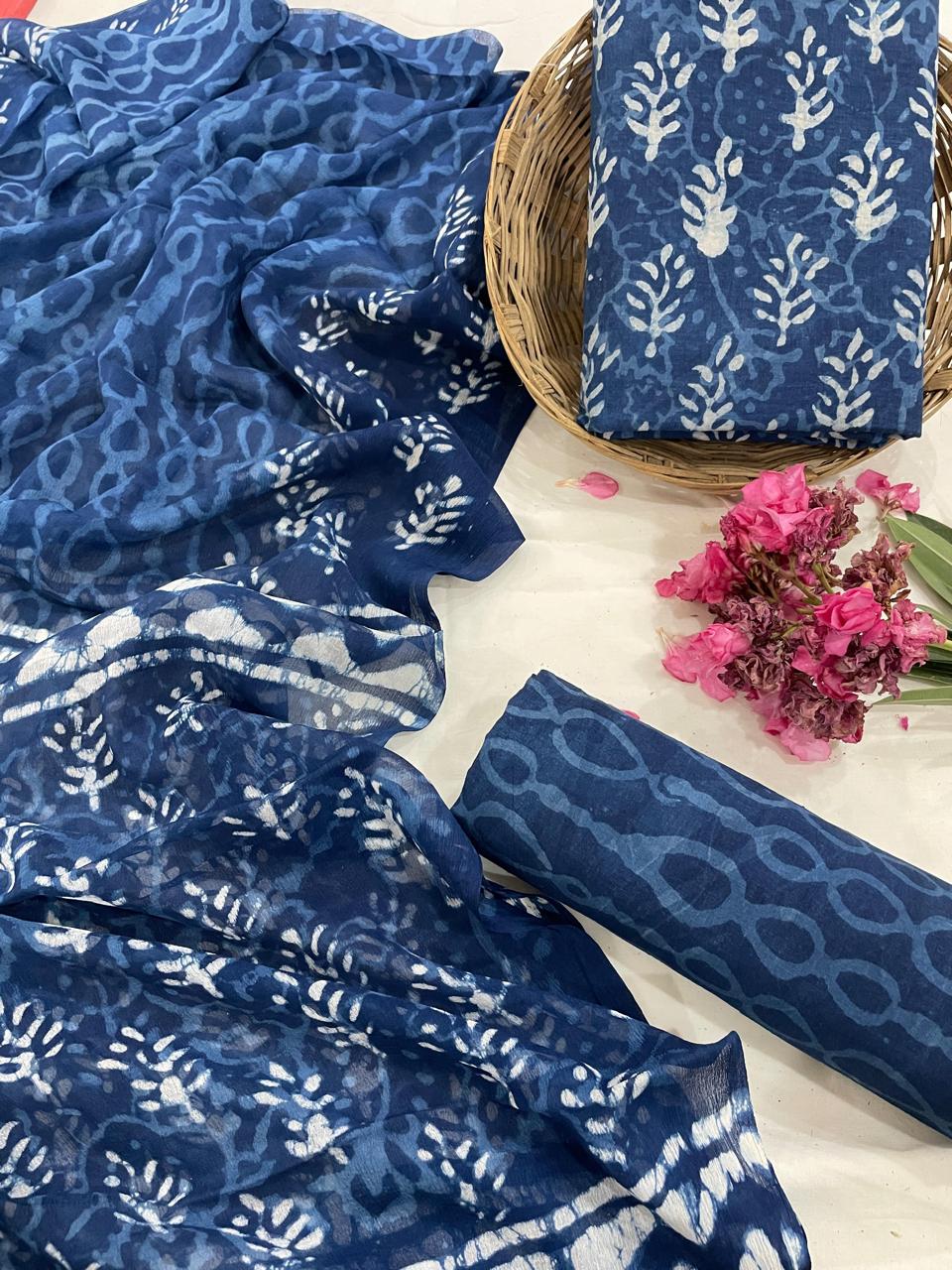 Cotton Suit With Chiffon Dupatta