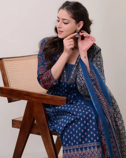 Blue Anarkali Kurta And Pant Set With Dupatta