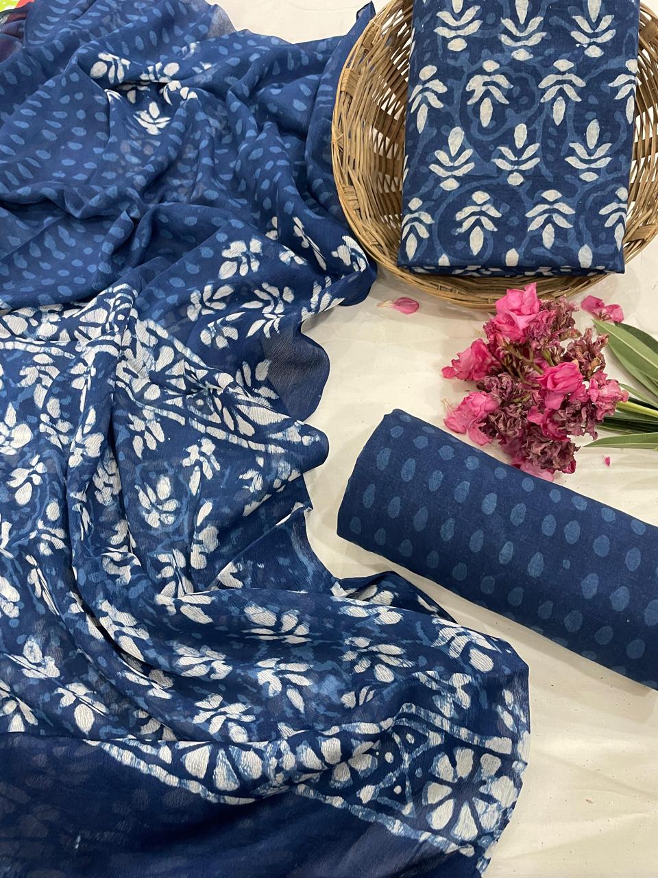 Cotton Suit With Chiffon Dupatta