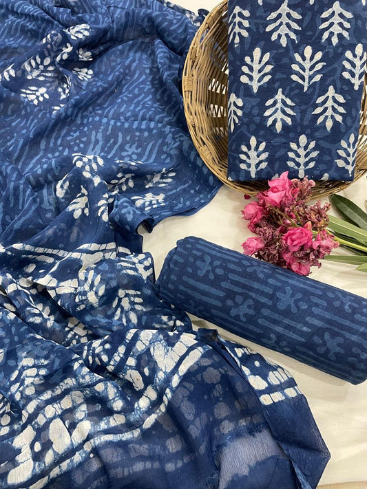 Cotton Suit With Chiffon Dupatta