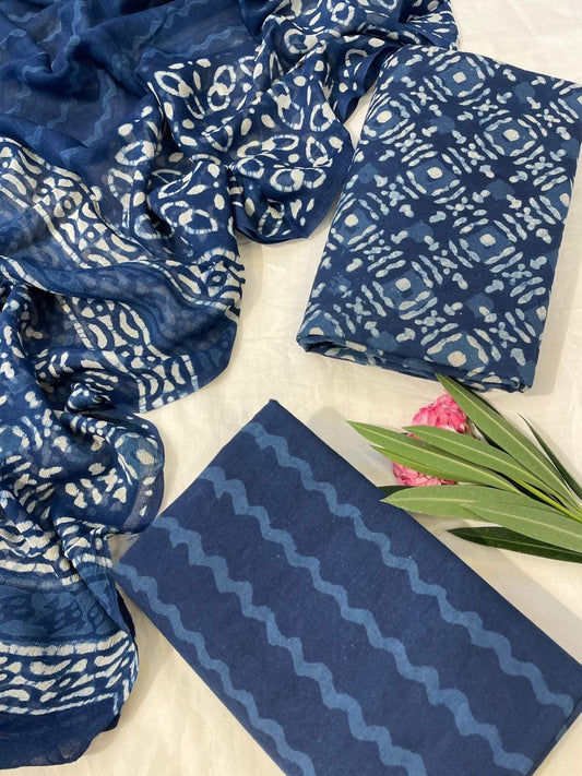 Cotton Suit With Chiffon Dupatta