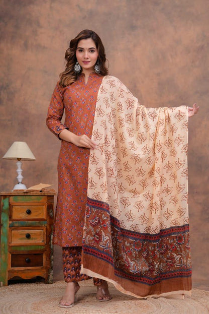 Kurta Set With Cotton Dupatta